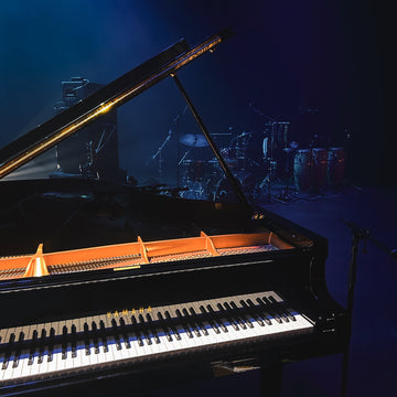 Location de piano de concert pour salle de spectacle, auditorium, théâtre et festival à Annecy, Suisse et région Auvergne-Rhône-Alpes