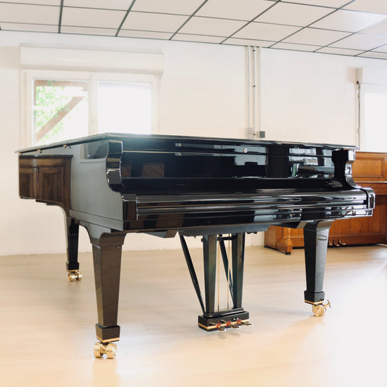 Vue arrière du Fazioli F212, piano à queue d’occasion disponible chez Accord & Co