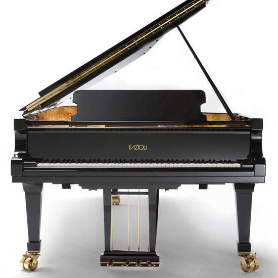 Vue de face du Fazioli F308 neuf, grand piano à queue de concert proposé à la vente par Accord & Co