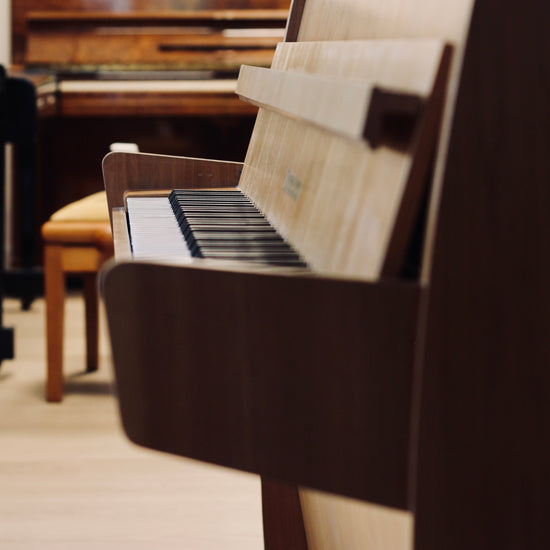 Piano allemand Grotrian-Steinweg 100 d’occasion à vendre chez Accord & Co