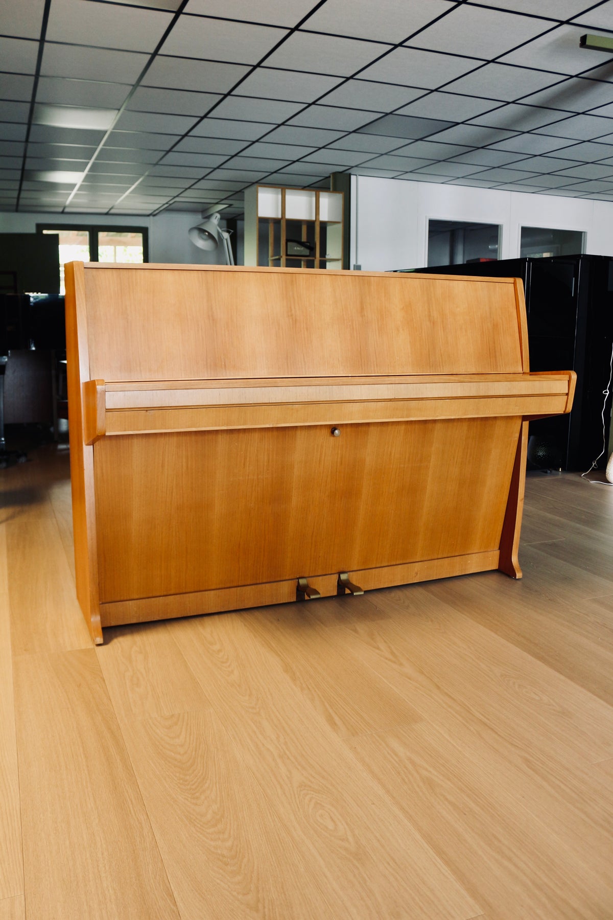 Grotrian-Steinweg 100, piano droit d’occasion en vente en Rhône-Alpes et Suisse romande chez Accord & Co
