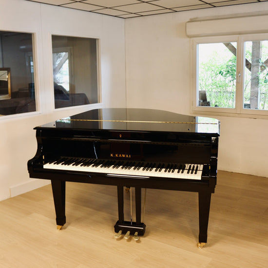 Kawai GX-1 piano à queue disponible en France et en Suisse