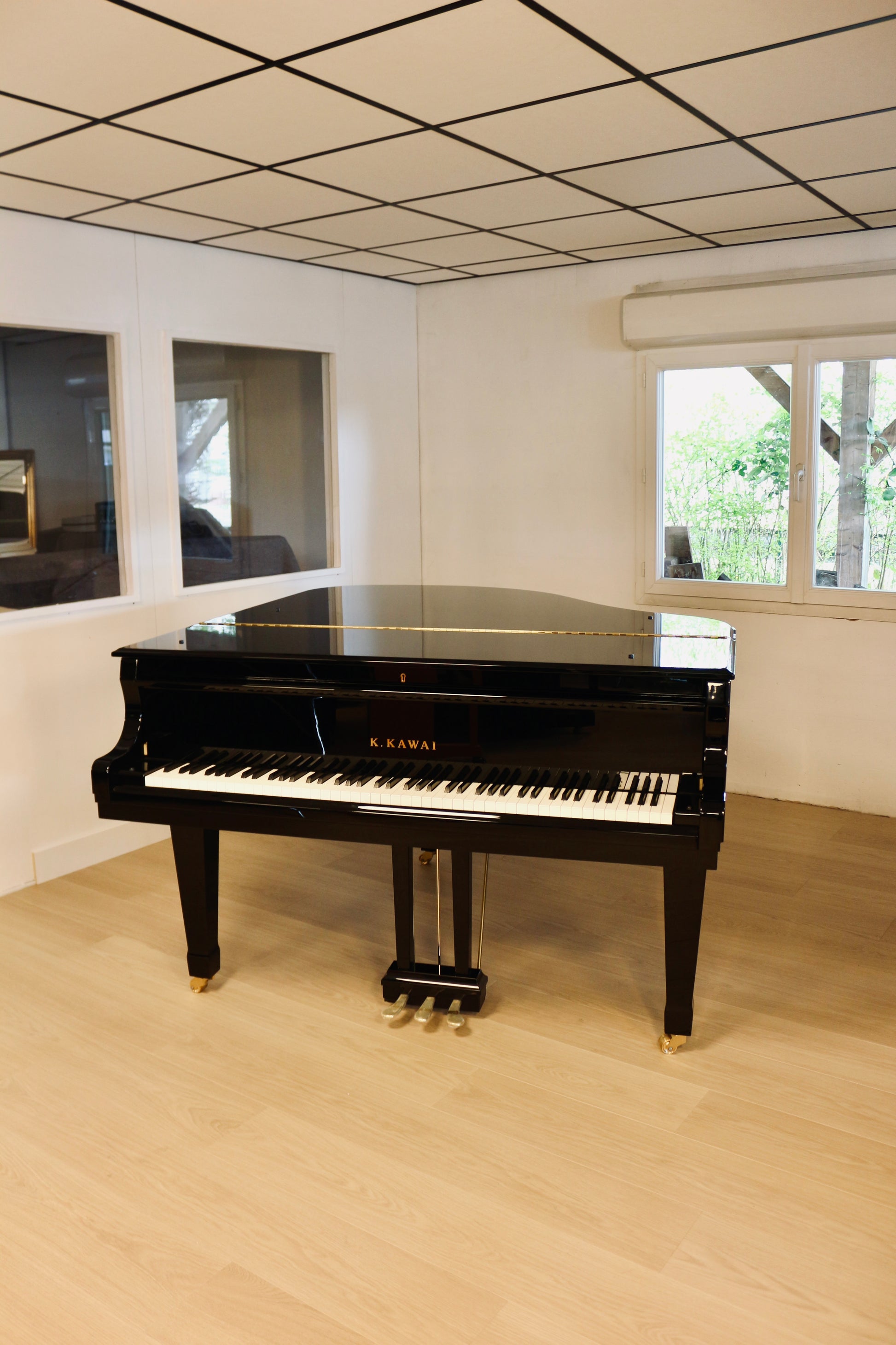 Kawai GX-1 piano à queue disponible en France et en Suisse