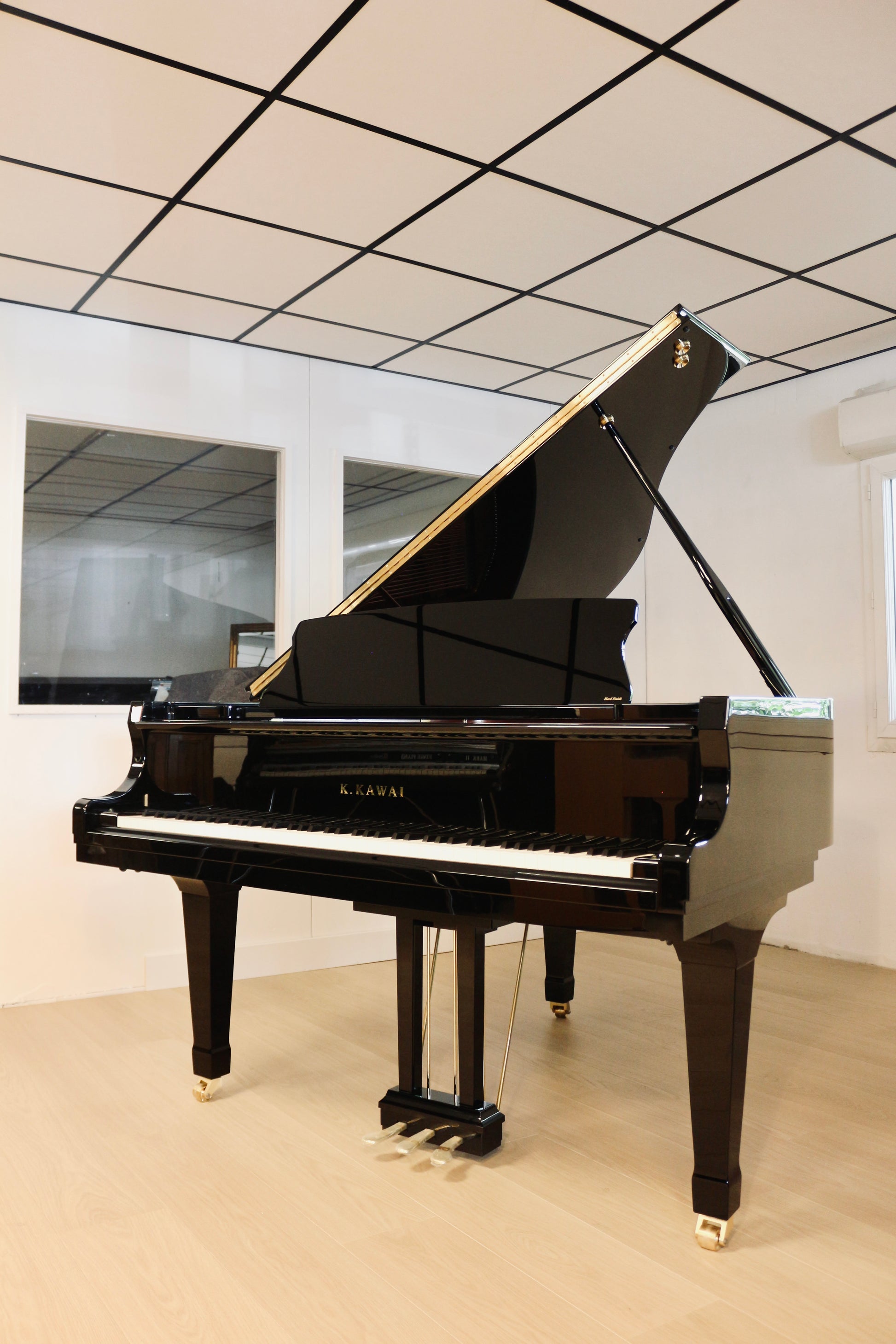 Kawai GX-1 piano à queue d'occasion noir brillant