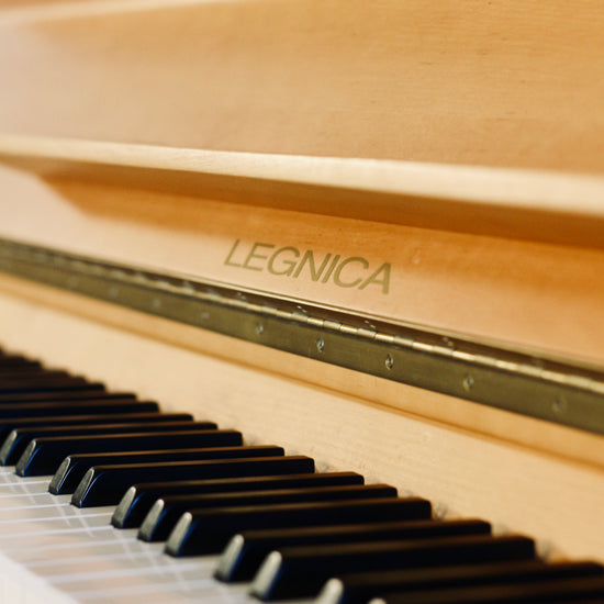 Legnica 116 piano droit d'occasion révisé en atelier