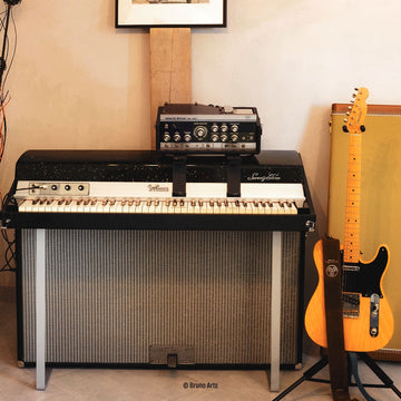 Faire personnaliser un Fender Rhodes Seventy Three avec des options sur mesure dans un atelier de claviers vintage