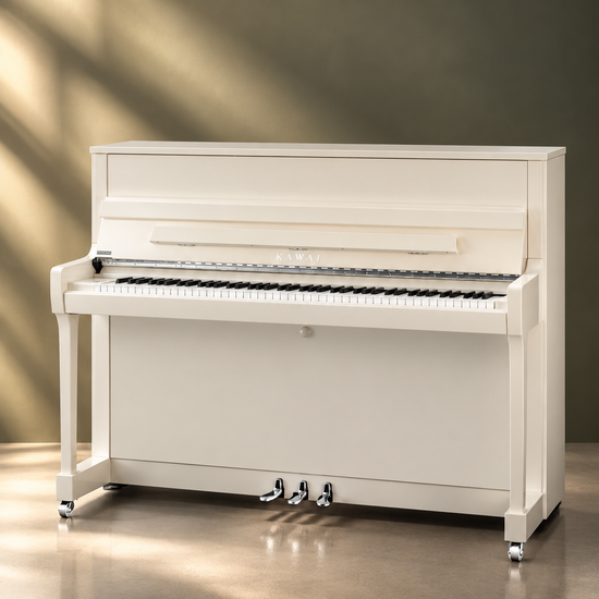 Piano droit Kawai K-200 114 cm blanc poli avec finitions Silver