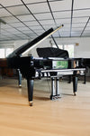 Vue d’ensemble du piano à queue Seiler 206 d’occasion proposé à la vente par Accord & Co