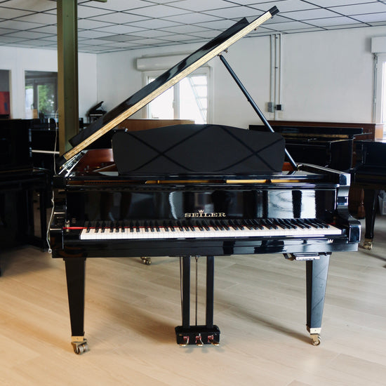 Piano à queue Seiler 206 d’occasion à vendre chez Accord & Co en Rhône-Alpes