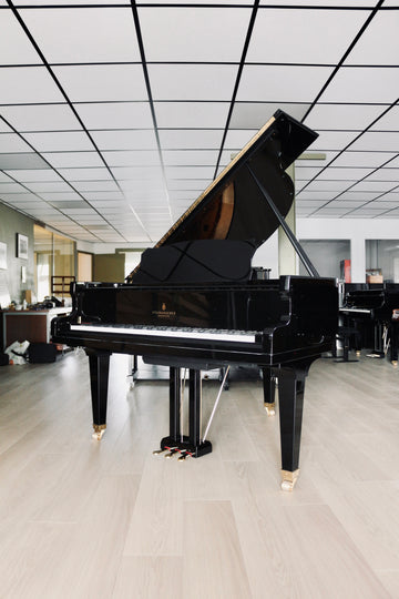 Piano à queue Steingraeber & Söhne A-170 ouvert, modèle d’occasion 2024 disponible en Rhône-Alpes
