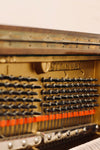 Mécanique du Steinway & Sons Modèle V, piano droit d’occasion à vendre chez Accord & Co